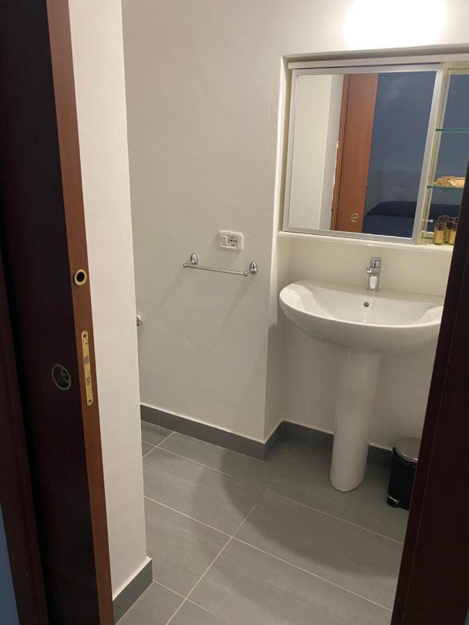 Arco Del Priore Bed & Breakfast Trani Exterior photo