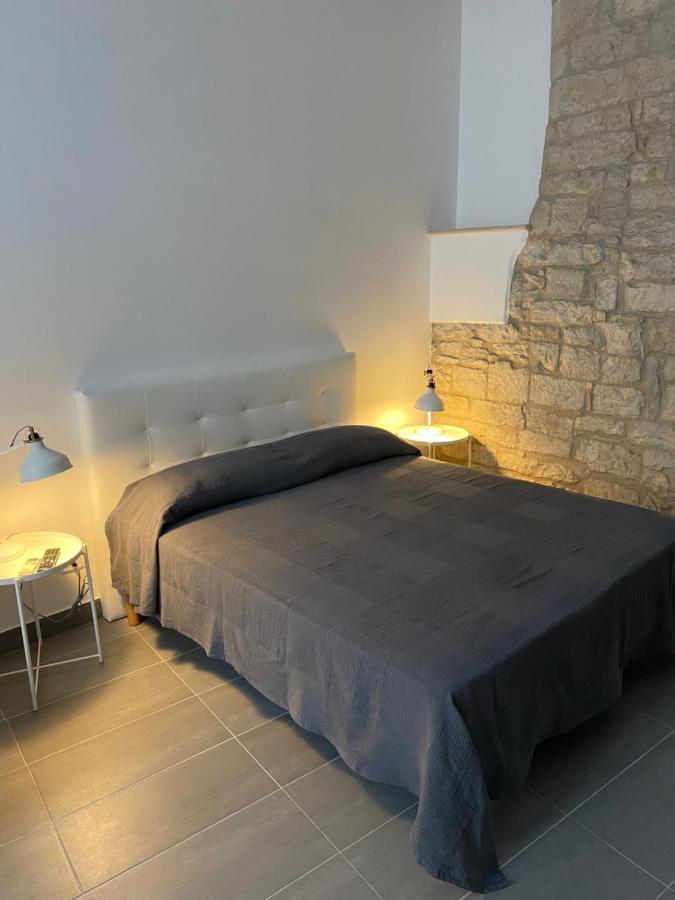 Arco Del Priore Bed & Breakfast Trani Exterior photo